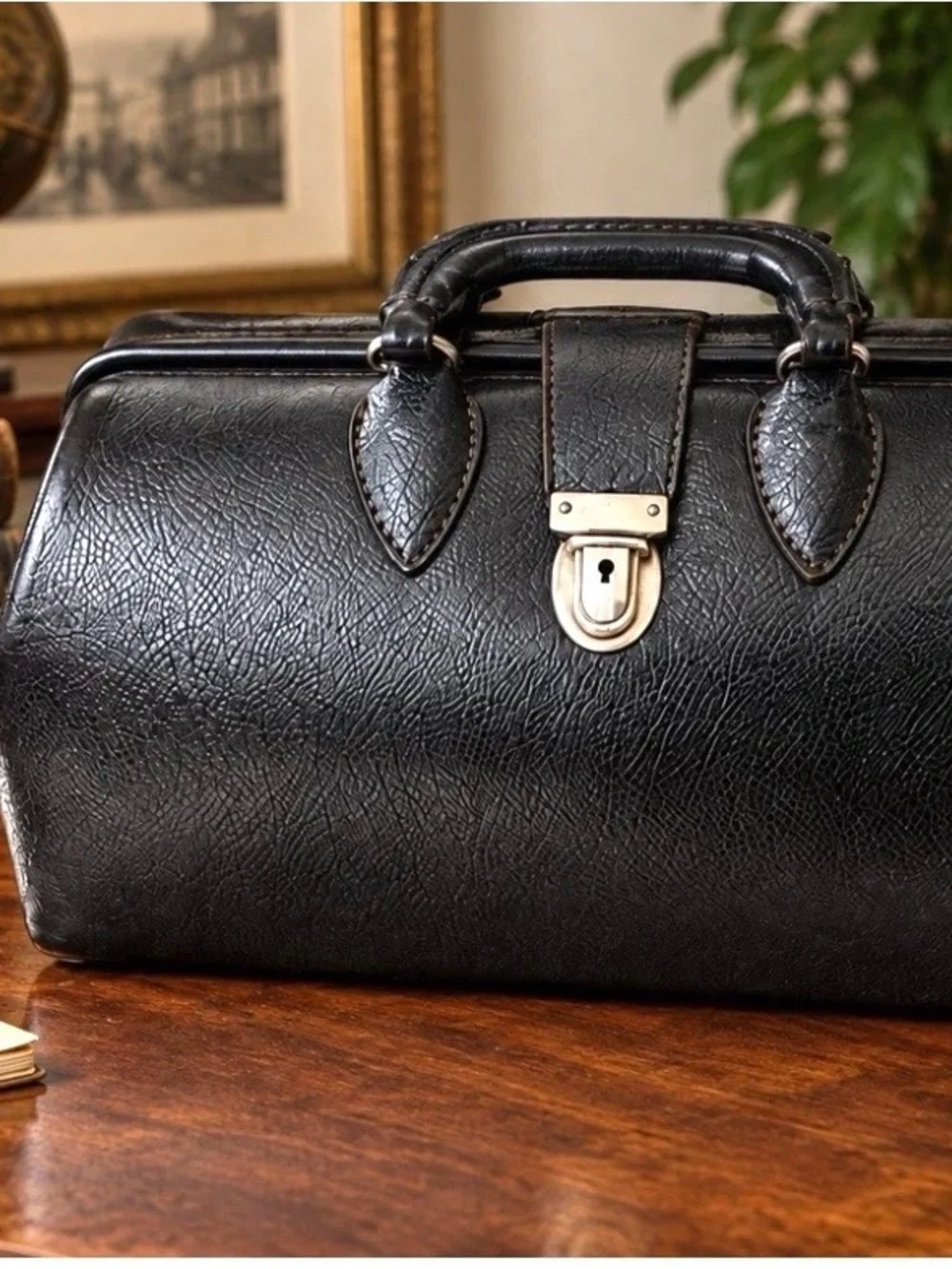 Men’s Black Leather Top-Handle Doctor Bag